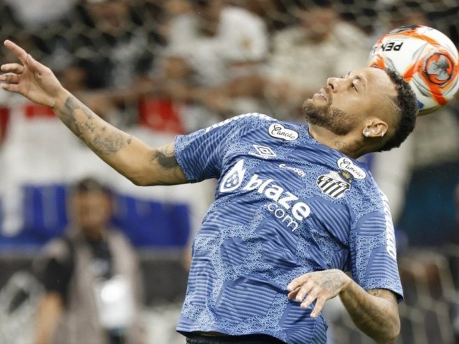 Нејмар продужио уговор са Сантосом