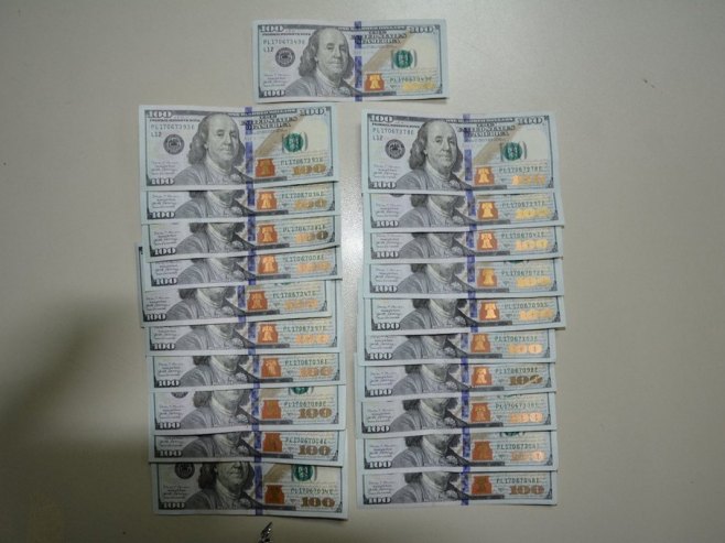 Братунац: Због кривотворења новца ухапшена два држављанина Србије