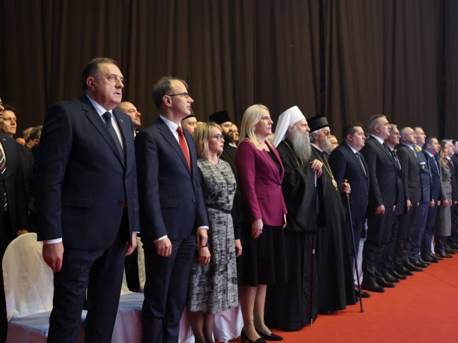Свечана академија - Фото: ZIPAPHOTO/Borislav Zdrinja