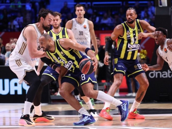 Дубаи побиједио Фенербахче у 21. колу Евролиге