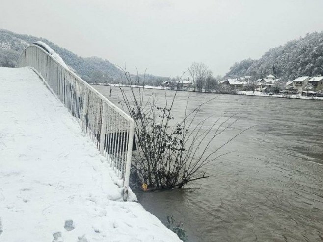 Водостај Дрине, Зворник - Фото: СРНА