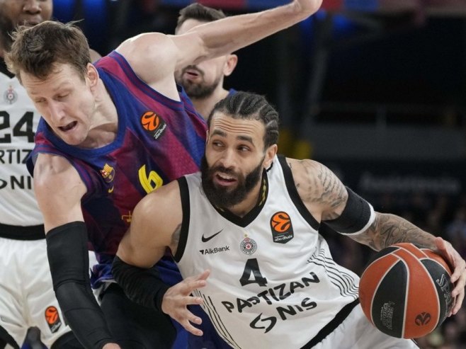 Барселона сигурна против Партизана