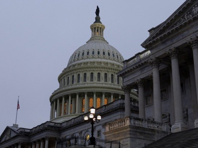 Капитол (фото: EPA/WILL OLIVER) - 