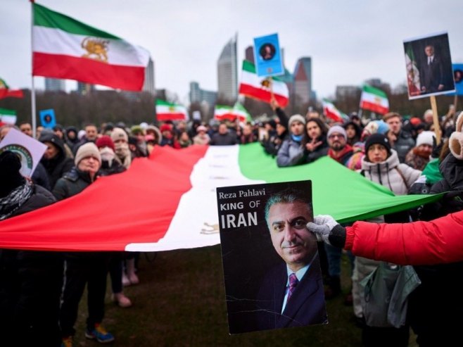 Иран ставио безбједносне снаге у највишу приправност, активирао "ракетне градове"