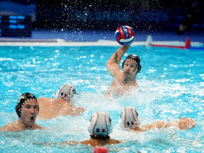 Ватерполисти Мађарске убједљиво побиједили Француску