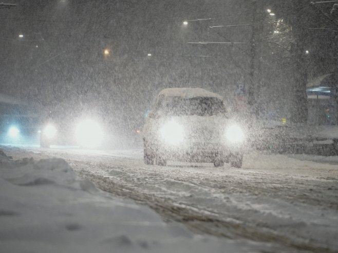 Ванредно стање у 11 општина, евакуисано 37 људи