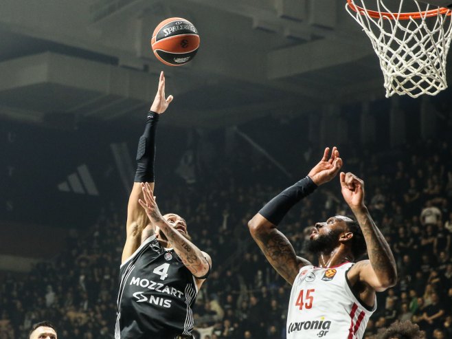 Партизан декласиран од Олимпијакоса за седми пораз у низу у Евролиги