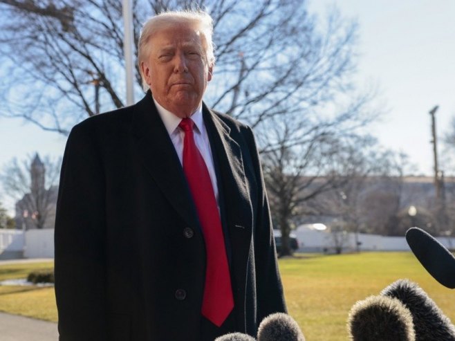 Трамп: Речено ми је да убиства у оквиру гушења протеста широм Ирана јењавају