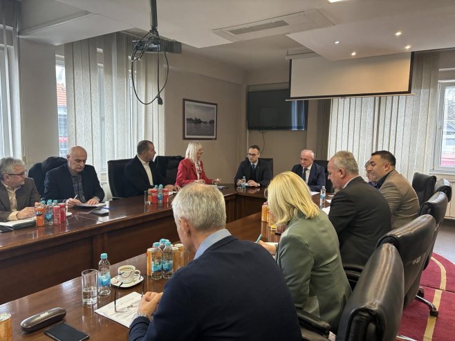 Ђокић поручио из Бијељине: Грађани имају право на уредно снабдијевање електричном енергијом