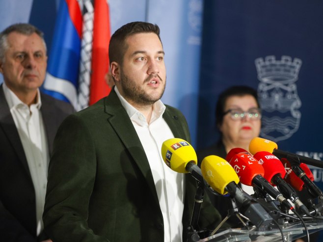 Радојичић одговорио Дринићу: Приватизације нису кривица града, већ влада Иванића и Микеревића