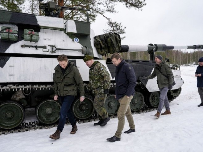 Дански командант позвао САД на војне вјежбе