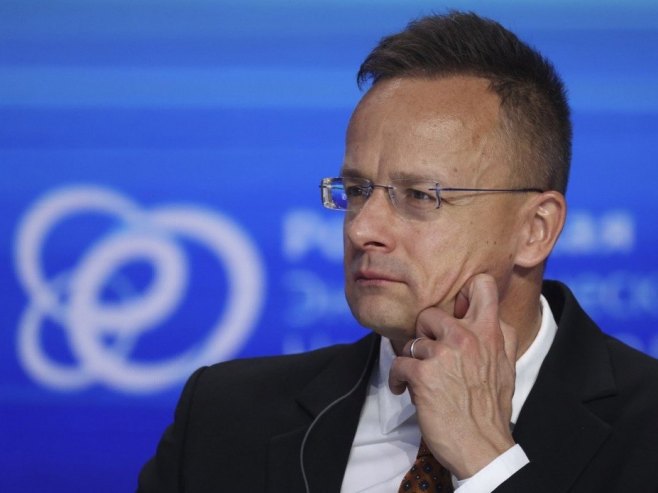 Сијарто: Трамп позвао Орбана у Одбор за мир за појас Газе