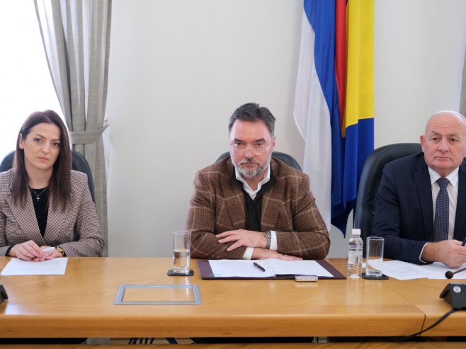 Кошарац с представницима међународне правне канцеларије о Трговској гори