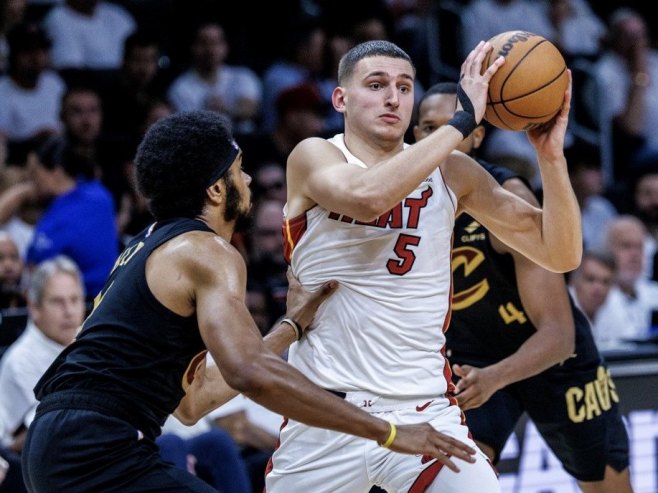 Јовић на дну листе стријелаца против Голден Стејта, нови пораз Мајамија