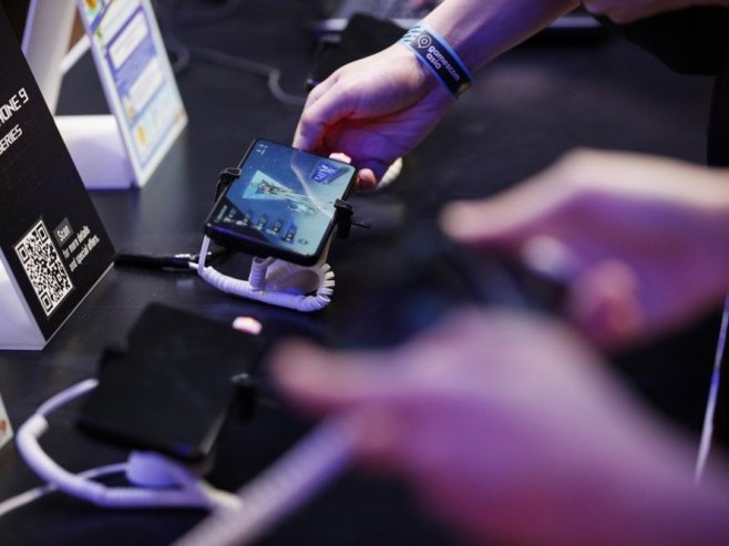 Упозорења логопеда на негативне посљедице дигиталних технологија на развој дјеце