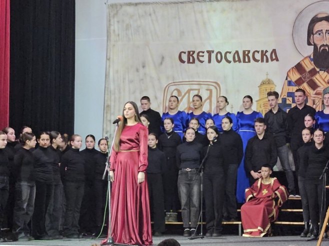 Мркоњић Град: Занимљив колажни програм за Светосавску академију (ФОТО)