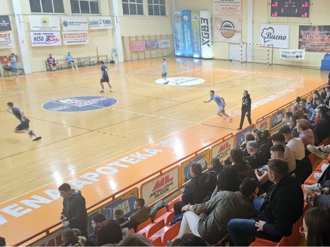 Турнир у малом фудбалу у Мркоњић Граду окупио 81 екипу (ФОТО)