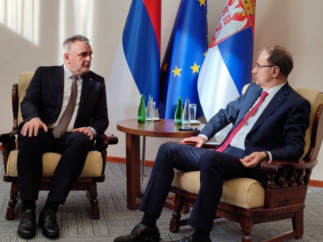 Састанак Минића и Мацута (ВИДЕО)