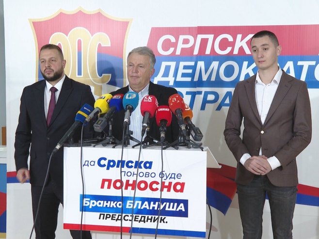 Конференција за новинаре СДС-а - Фото: РТРС