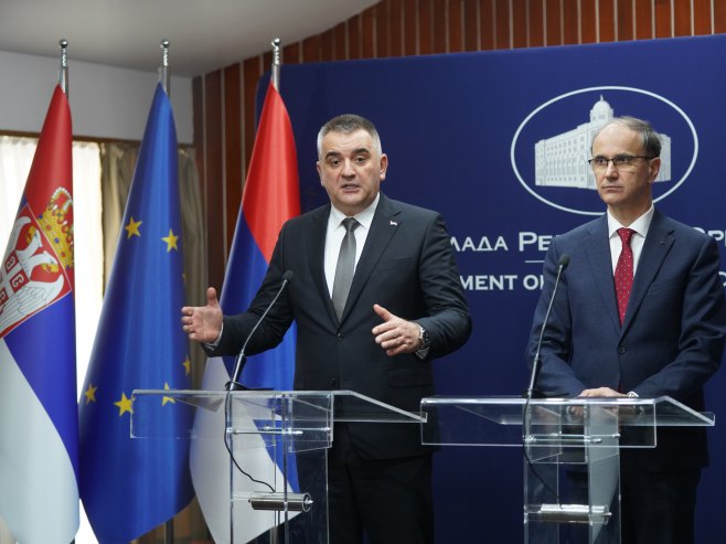 Минић и Мацут (фото: TANJUG/ MILOŠ MILIVOJEVIĆ/ bg) - 