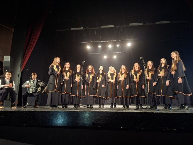 У Лакташима одржан Светосавски сабор пјесме с Косова и Метохије (ФОТО)