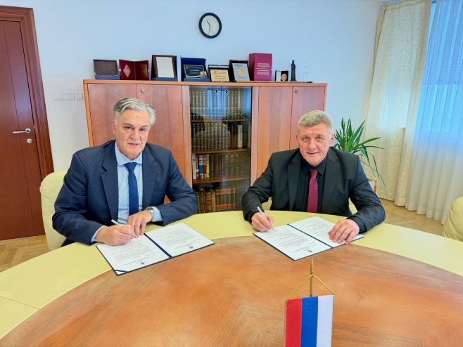 Мастиловић: Унапређење квалитета високог образовања, повезивање са привредом