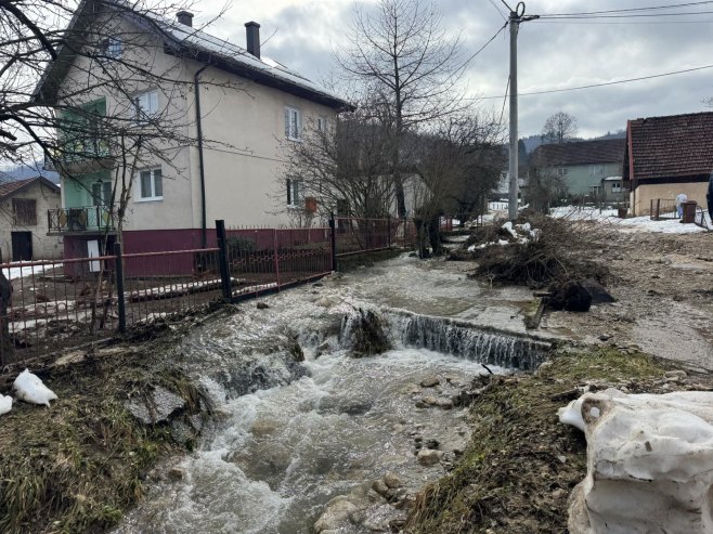 Стабилизује се ситуација на поплављеним подручјима (ВИДЕО)