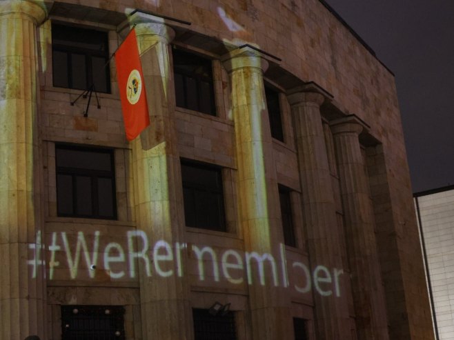 Палата Републике у знаку сјећања на жртве Холокауста - Фото: ZIPAPHOTO/Borislav Zdrinja