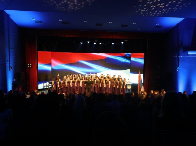 Најбољим васпитачима и наставницима додијељена Светосавска награда (ФОТО/ВИДЕО)