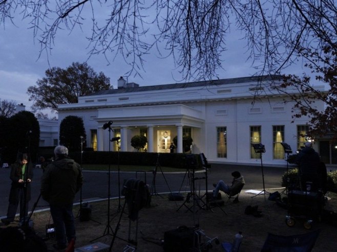 Бијела кућа: Трамп не одустаје од мировног процеса за Украјину