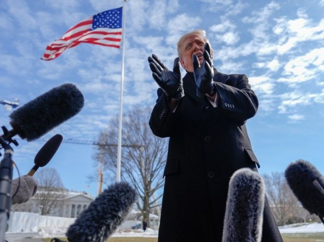 Трамп: Куба ће ускоро пропасти