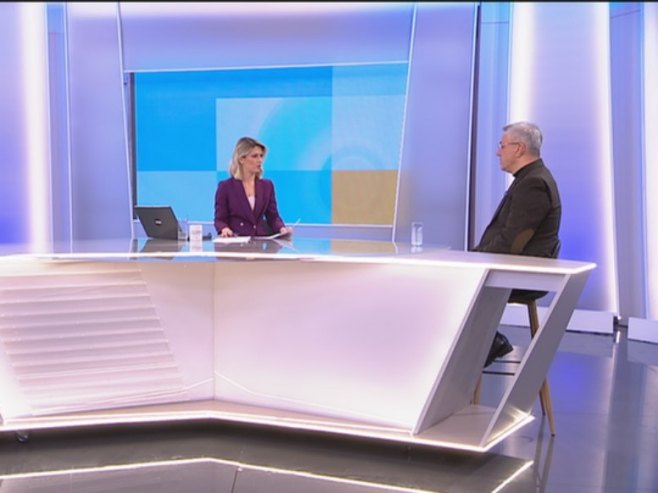 Тадић: Политичко Сарајево не смије довести процес о уставности до краја, јер би био најгори по њих