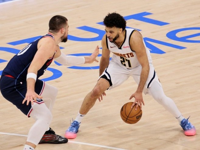 Лидер Истока славио у Денверу, Мари "упрскао" важна слободна бацања (ВИДЕО)