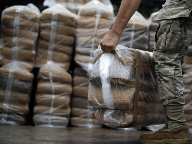 Цариници у Њемачкој заплијенили 400 килограма хероина