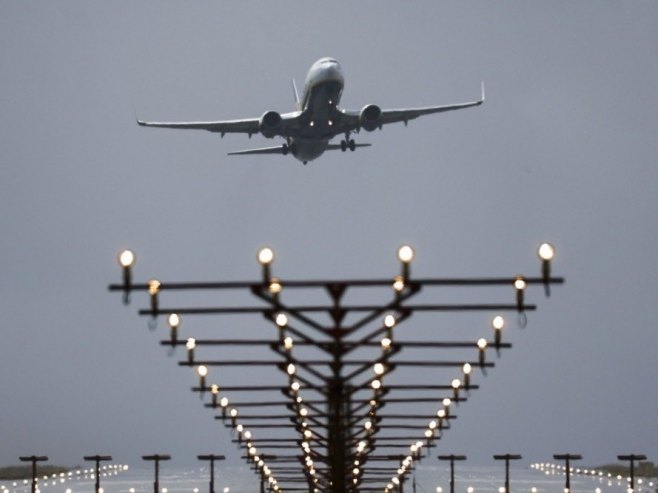 Колумбија: Нестао авион са 15 путника, међу којима су и два политичара