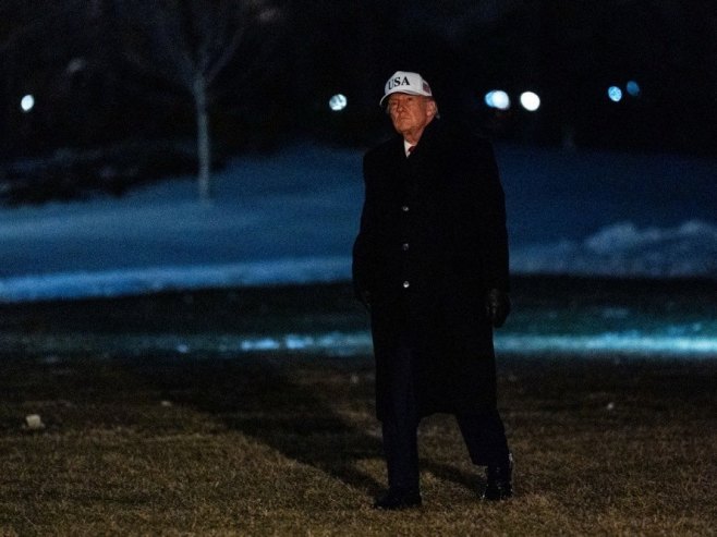 Трамп: Замолио сам Путина да не гађа Кијев