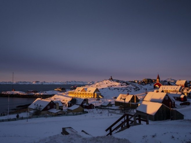 Крунић: Становници Гренланда су забринути, нису навикли на проблеме