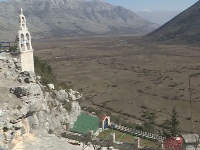 Још једно отимање српске земље у ФБиХ: Дио имовине манастира преписан на општину