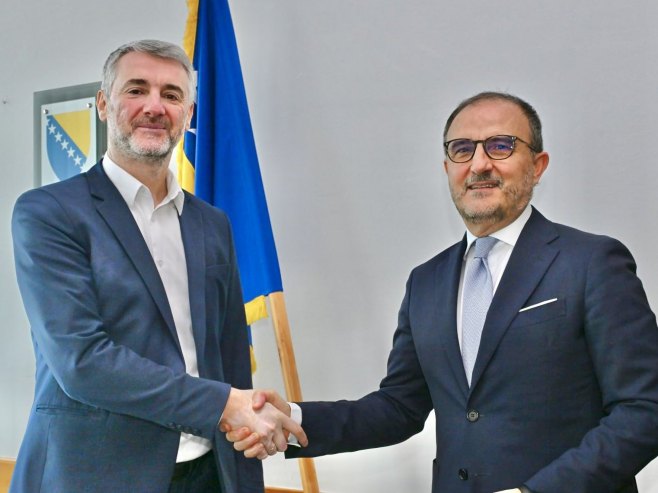 Сорека: ЕУ најављује појачане напоре за рјешавање визног статуса професионалних возача из БиХ Сорека: ЕУ најављује појачане напоре за рјешавање визног статуса професионалних возача из БиХ