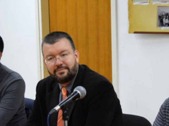 Антић: Снажна фрустрација око идентитета разлог популарности Томпсона у друштву