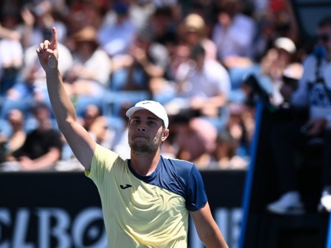 Кецмановић елиминисан у првом колу турнира у Монпељеу