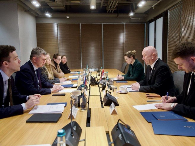 Поповић послије састанка са Решетњиковим: Имаћемо најјефтинији гас у Европи