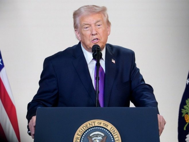 Трамп: САД и Русија не би требало да продужавају СТАРТ споразум већ да постигну нови