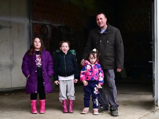 Породица Малић повријеђена уочи донаторске вечери