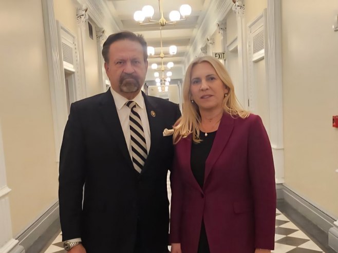 Цвијановић у Бијелој кући са вишим директором за борбу против тероризма у Савјету за националну безбједност САД