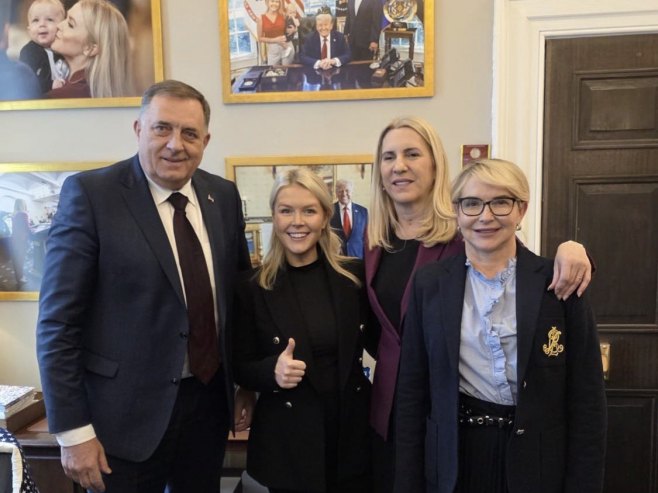 Делегација Републике Српске у Бијелој кући са портпаролом предсједника Трампа за медије - веома добар разговор (ФОТО)