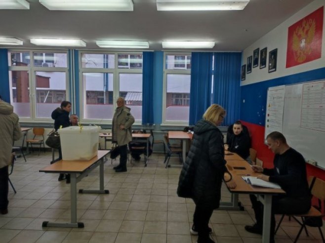 Затворена бирачка мјеста на поновљеним изборима за предсједника Републике Српске
