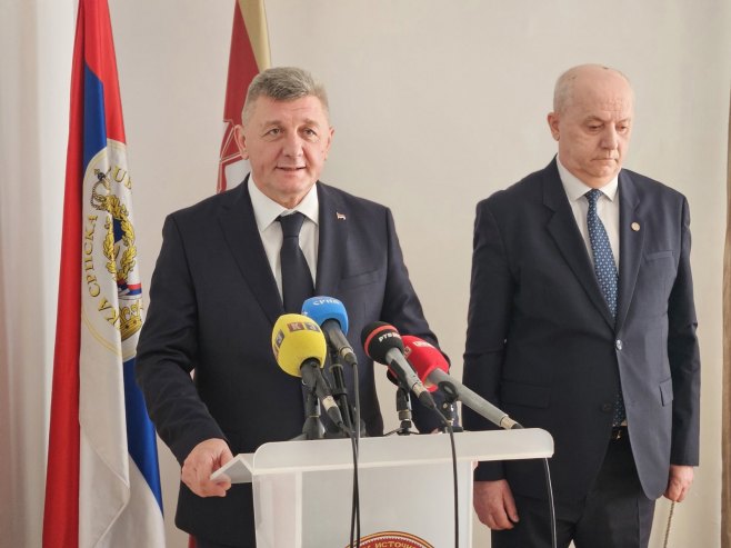 Мастиловић на састанку са Кулићем: Брига о студентима и њиховом стандарду приоритет институција