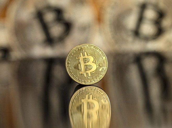 Биткоин пао за 2,73 одсто на 58.160 евра, итиријум за 3,74 одсто на 1.715 евра