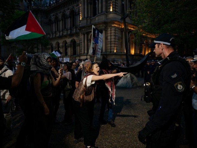 Сукоби демонстраната и полиције у Сиднеју уочи посјете израелског предсједника